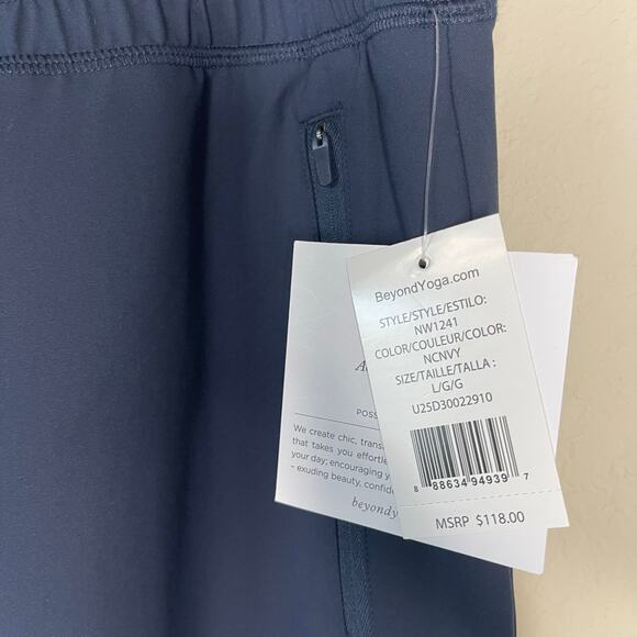 New Beyond Yoga City Chic Wide Leg Cargo Pant in Color NCNVY (Navy) - Size L - Picture 4 of 7